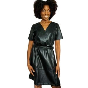 ANN TAYLOR || FAUX LEATHER || BLACK V-NECK MIDI DRESS || SIZE: 14